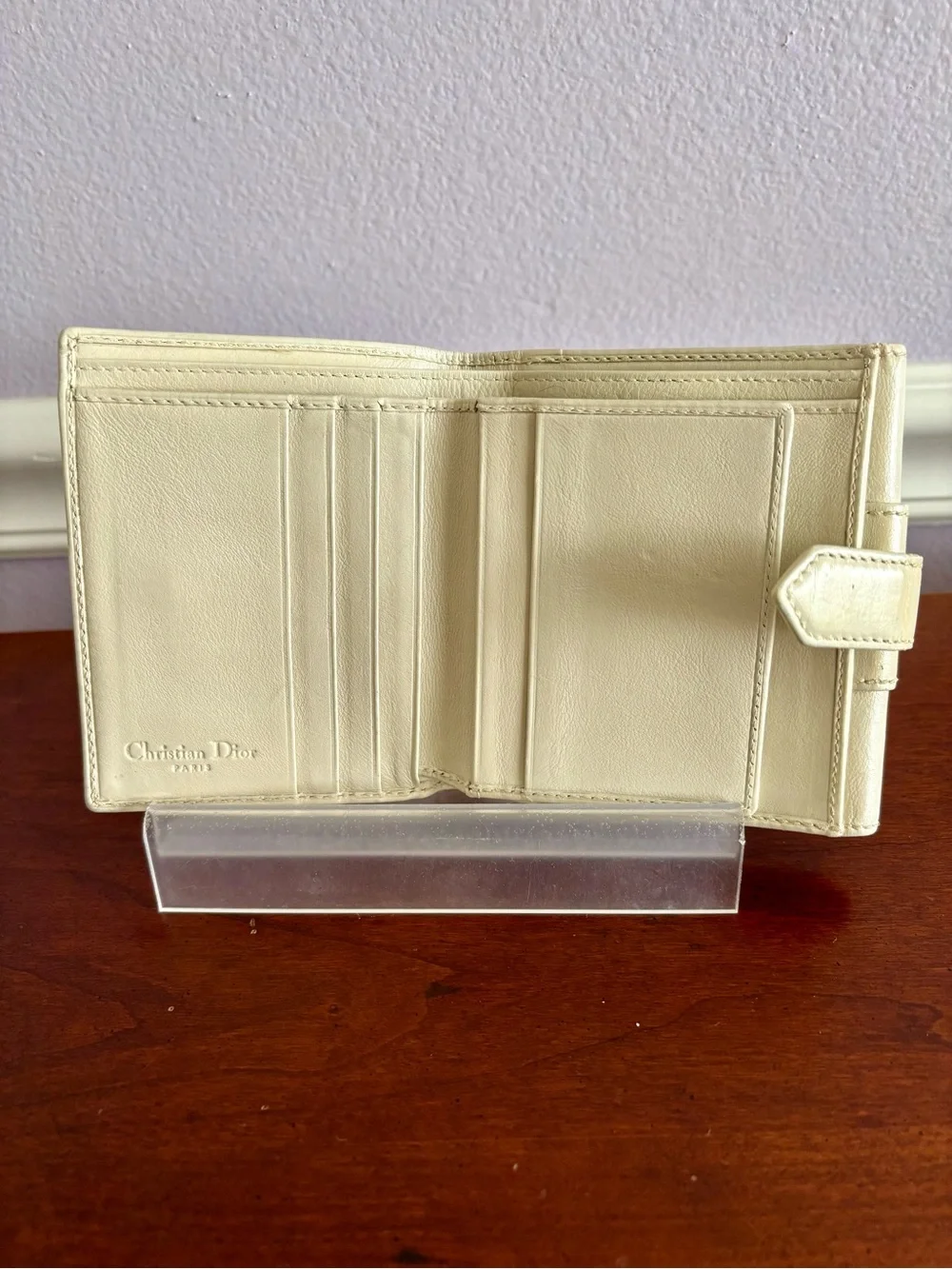 Christian Dior Vintage Cream Leather Bifold Wallet CD Logo Compact Wallet w/ Box